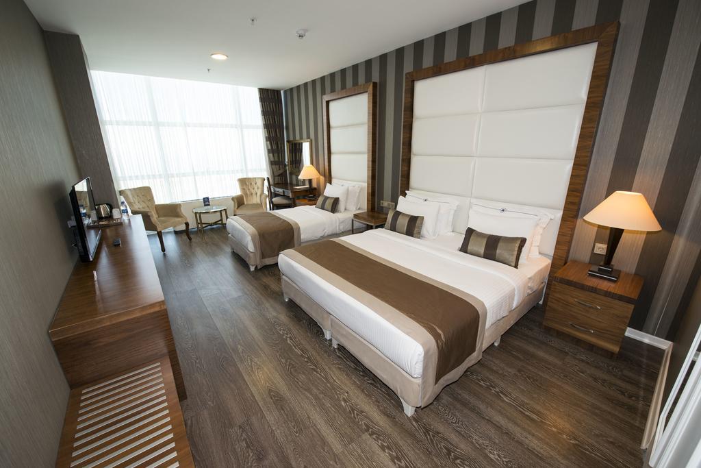 Manesol Fuar Hotel Istanbul Exterior photo